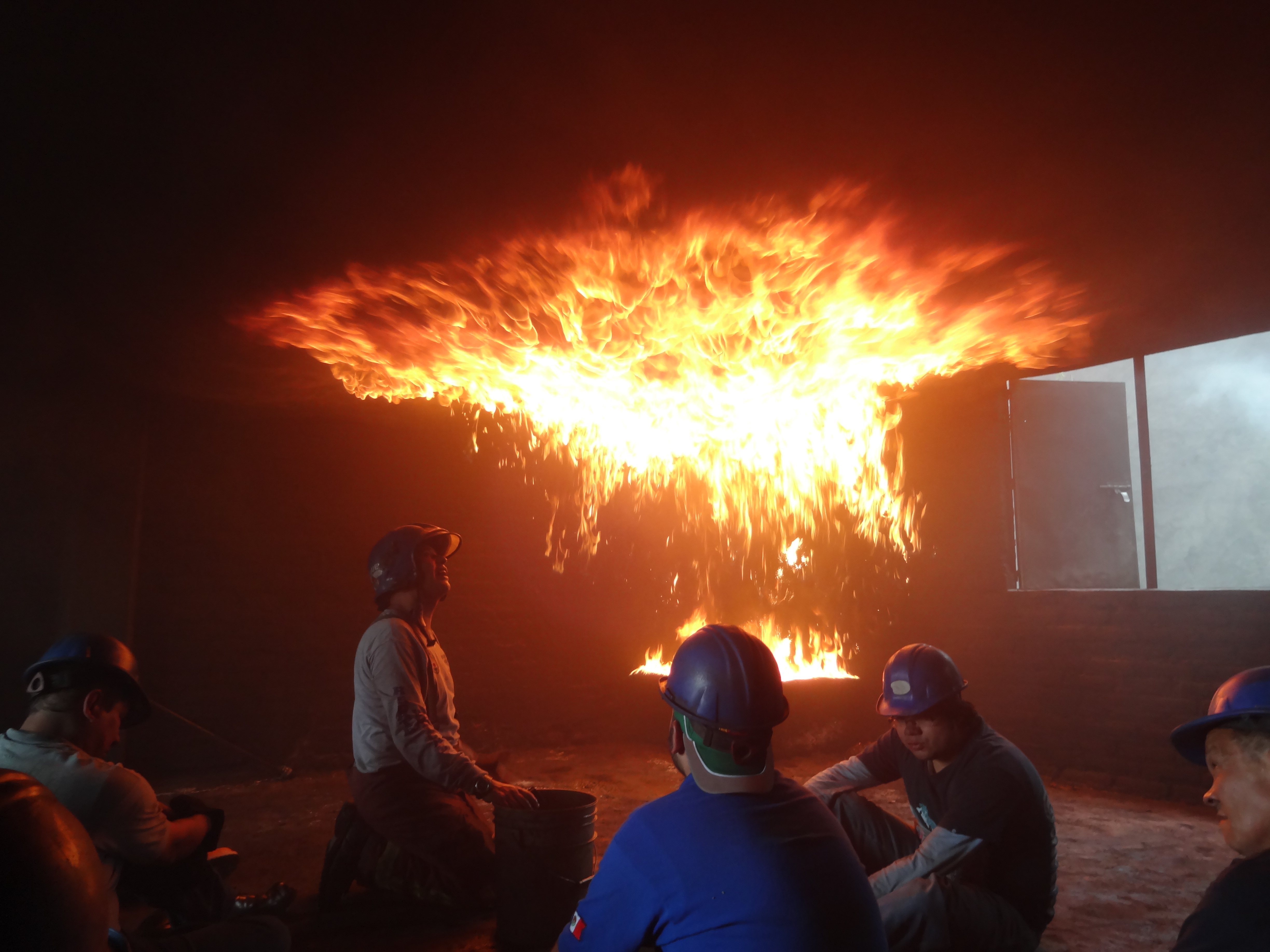 Curso de Control y Combate de Incendio en la Posta